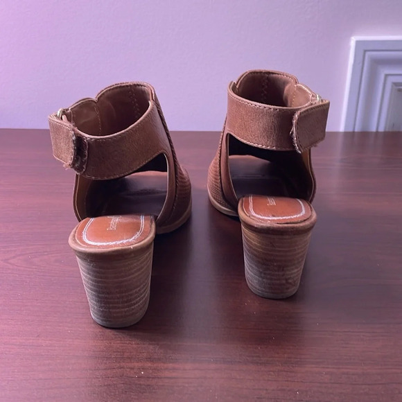Baretraps Ivey heeled sandals - Picture 5 of 10
